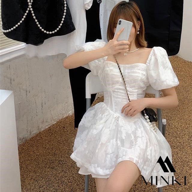 ĐẦM GẤM HOA NỔI ĐEN TRẮNG - CHẤT LIỆU CAO CẤP - MÀU ĐEN / TRẮNG | BigBuy360 - bigbuy360.vn