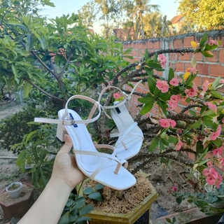 sandal bigsize xỏ ngón(35-45)