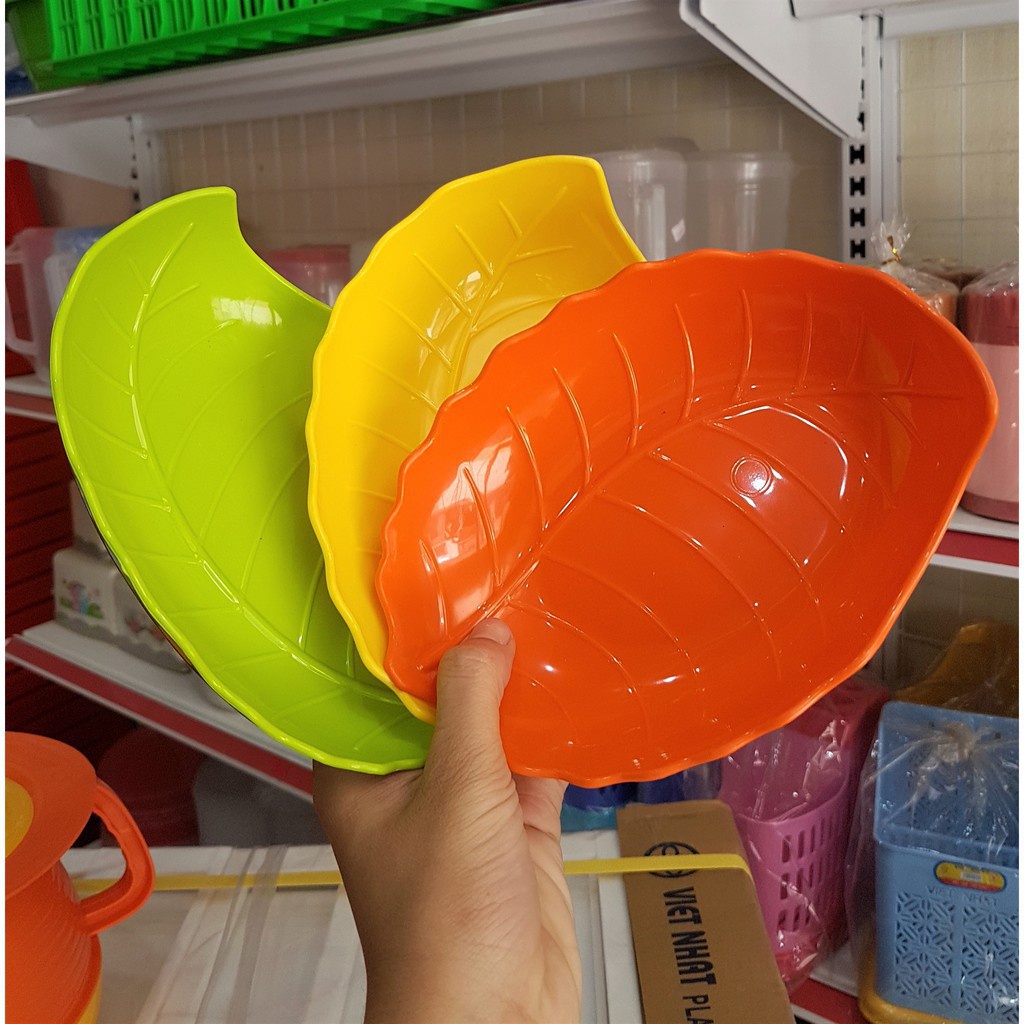 Đĩa nhựa Totiva Đĩa nhựa Việt Nhật hình chiếc lá nhiều màu sắc