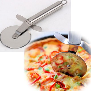 Dao cắt bánh pizza tiện lợi