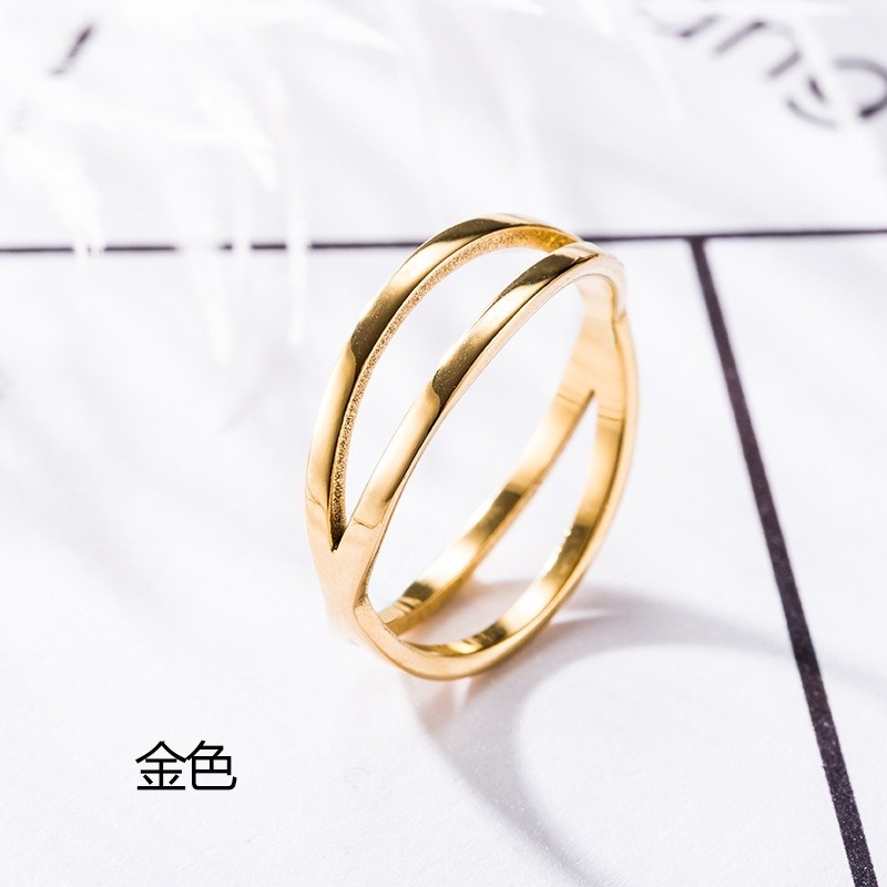 Nhẫn thép titan mạ vàng 18K hình thánh giá rỗng sáng bóng phong cách Châu Âu