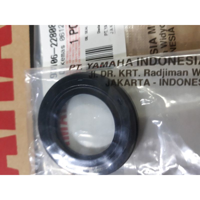 Phớt bánh sau bên đĩa thắng Exciter 150 và Ex155  Yamaha KHÁCH HÀNG XEM KỸ SP TRƯỚC KHI CHỌN