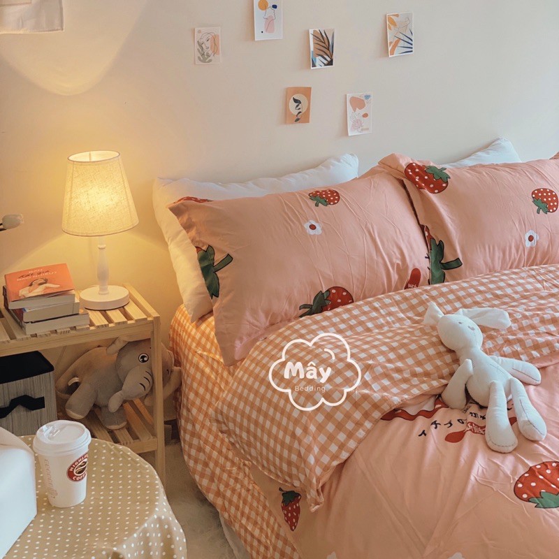 Bộ chăn ga gối Cotton Poly màu hồng hoạ tiết trái dâu MÂY BEDDING đủ kích thước nệm