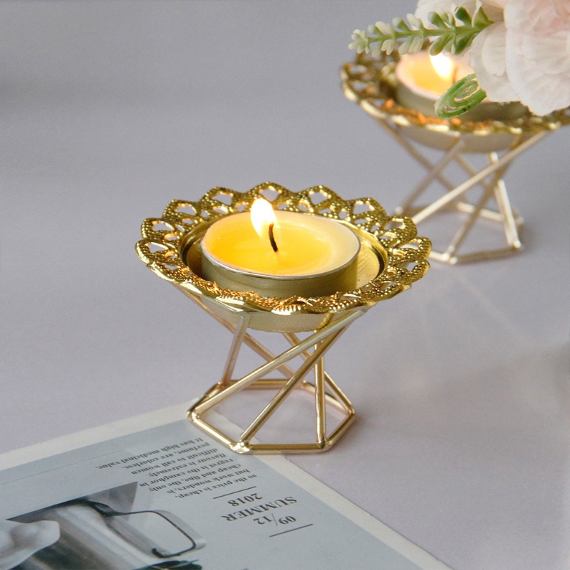 Giá Đỡ Đèn Cầy Bằng Kim Loại Thiết Kế Độc Đáo Trang Trí Nhà Cửa