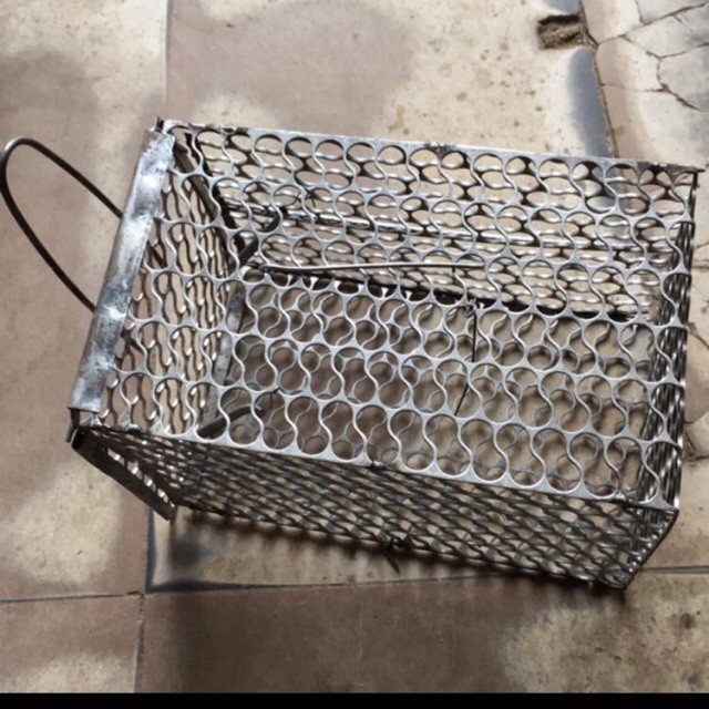 Bẫy lồng chuột sắt
