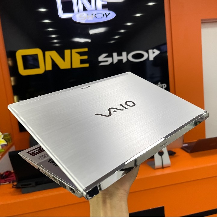 [ Đẳng Cấp - Siêu Chất ] Sony Vaio ultrabook SVT11 Core i5 3317U/ Ram 8Gb/ SSD 256Gb/ màn hình 11.6 inch siêu mỏng nhẹ . | BigBuy360 - bigbuy360.vn
