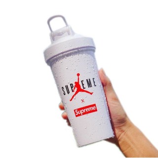 BÌNH LẮC PHA SỮA BLENDER 600ML CÓ CON LẮC LÒ SO