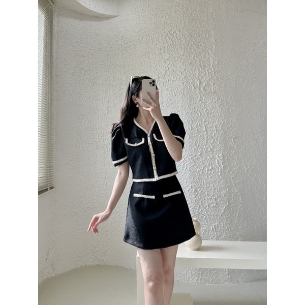 SET  ÁO ĐEN VIỀN TRẮNG + CHÂN VÁY H21 phù hợp Đi du lịch, dạo phố, Đà Lạt 🖤