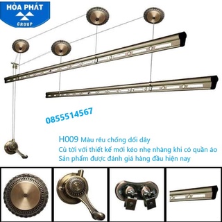 Giàn phơi thông minh Hòa Phát model mới nhất chống dối dây củ quay khi có quần áo kéo nhẹ nhàng.