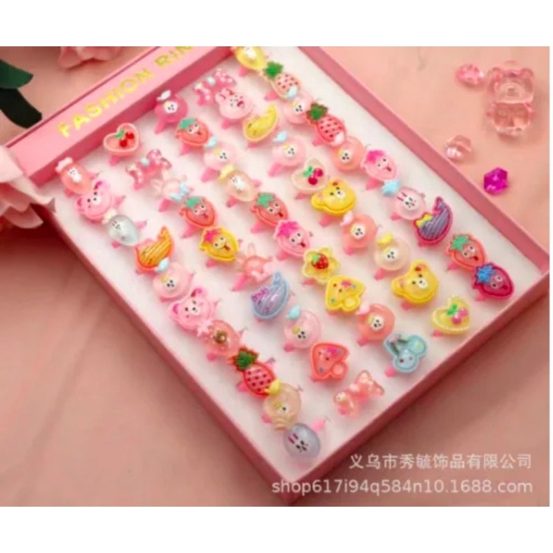 HỘP 50 NHẪN CÔNG CHÚA tuyệt đẹp cho bé 4+ thoả sức làm điệu