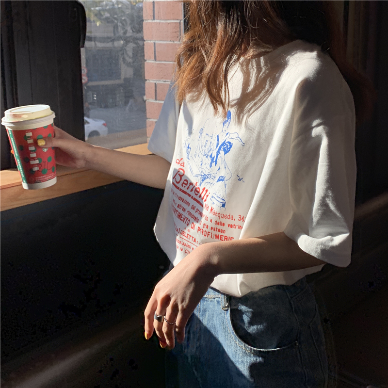 Áo thun tay ngắn dáng rộng phong cách sành điệu cho nữ