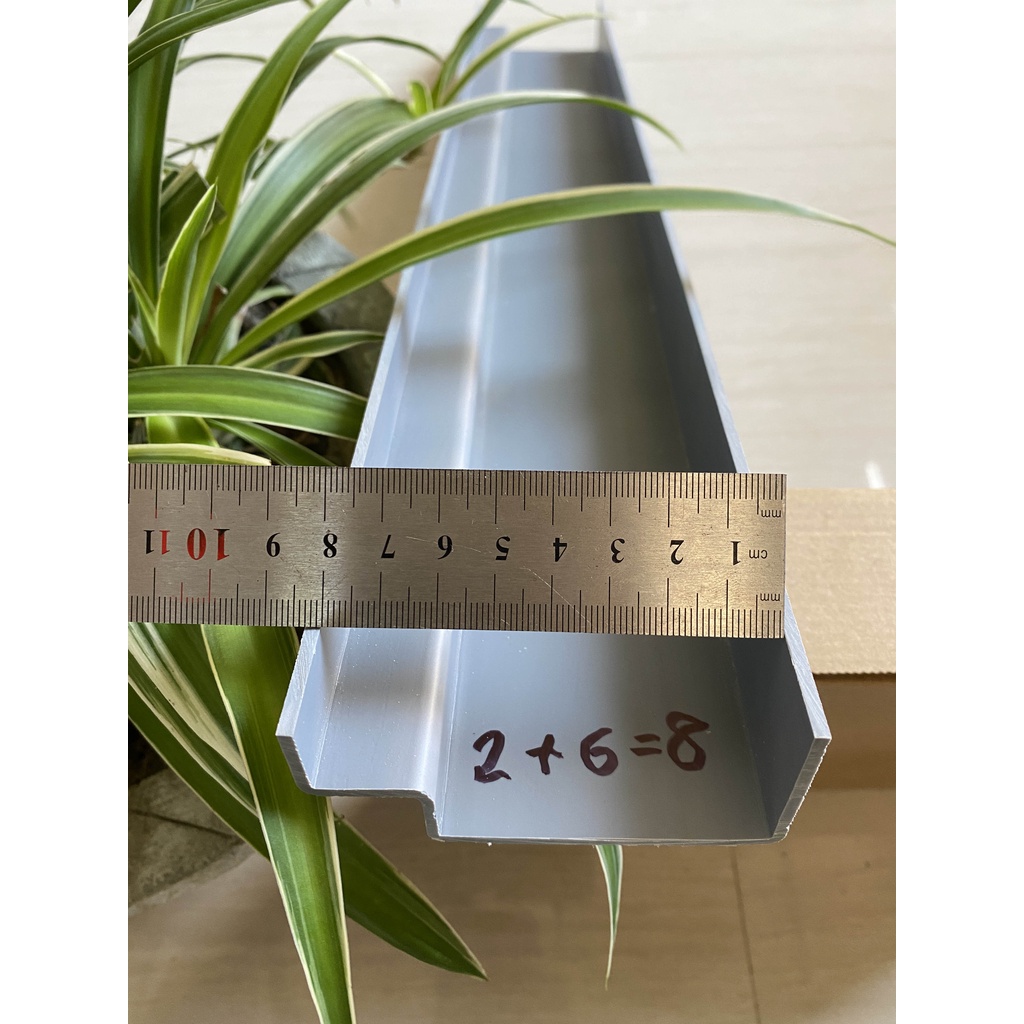 Bộ 6 ống nhựa kéo phào chỉ kép và chỉ vuông liền tròn được dập từ ống nhựa PVC siêu bền