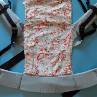 Địu trợ lực peekara