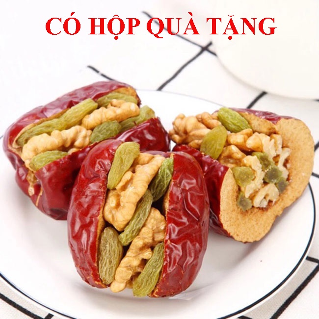 Táo đỏ kẹp óc chó nho khô hàn quốc 500g - có hộp quà tặng- quà tết