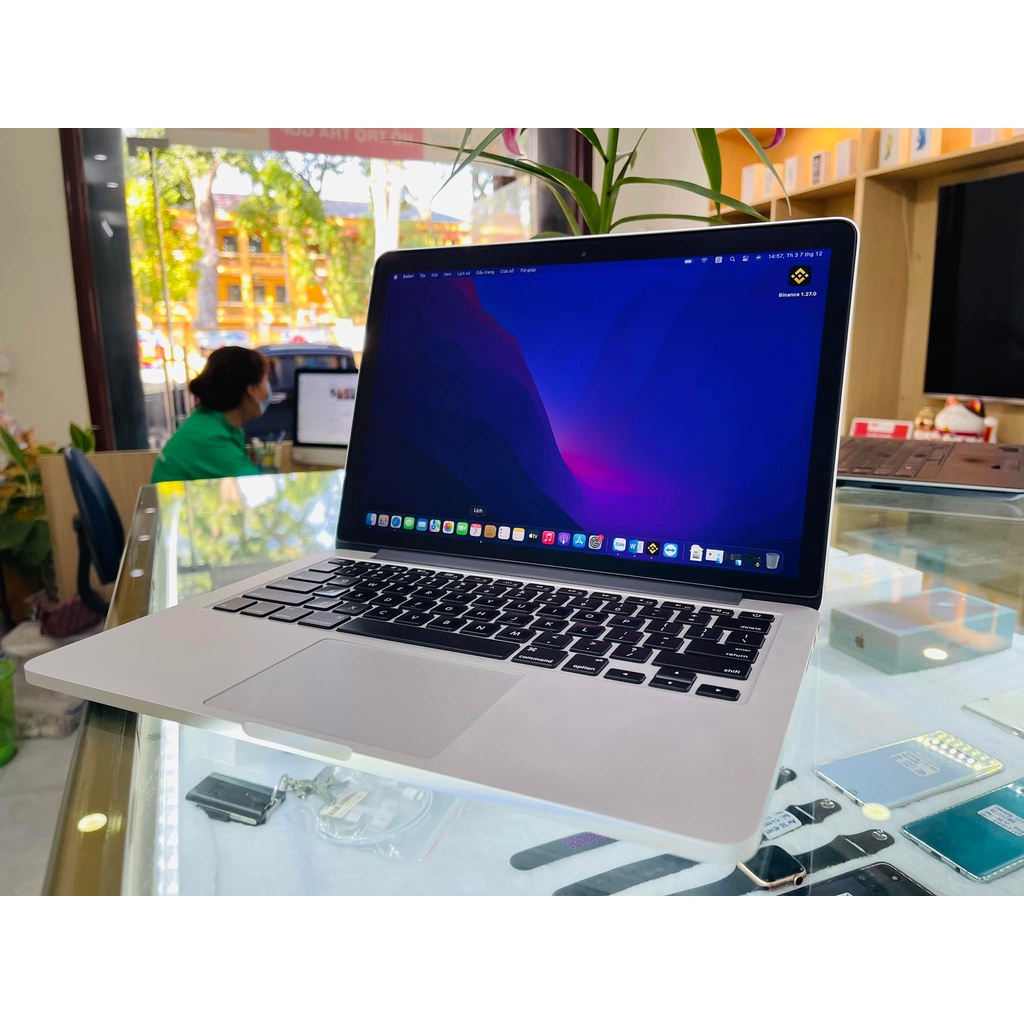 Apple MacBook Air 13 inch 128GB MQD32 2017 - Hàng 99% | BigBuy360 - bigbuy360.vn