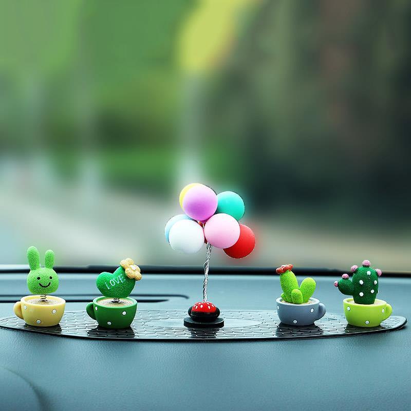 Mô Hình Cây Xương Rồng Trang Trí Xe Hơi Dễ Thương