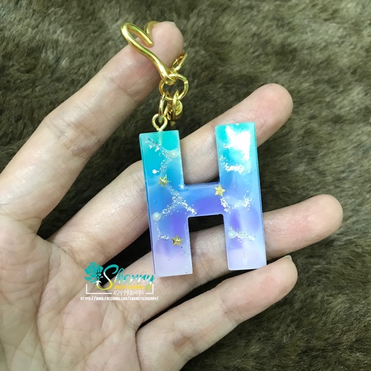 MÓC KHOÁ CHỮ RESIN THEO YÊU CẦU