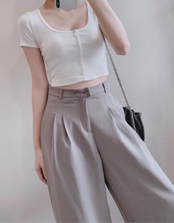 Áo croptop khuy tăm
