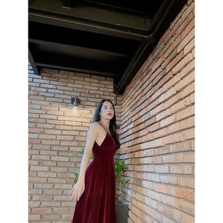 váy nhung đỏ hai dây sang chảnh