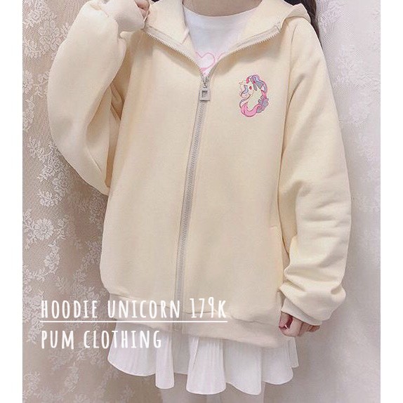 Áo khoác nam nữ chui đầu mẫu cao cấp với chất liệu nỉ ngoại form rộng sành điệu hoạ tiết Ngựa unicon | BigBuy360 - bigbuy360.vn