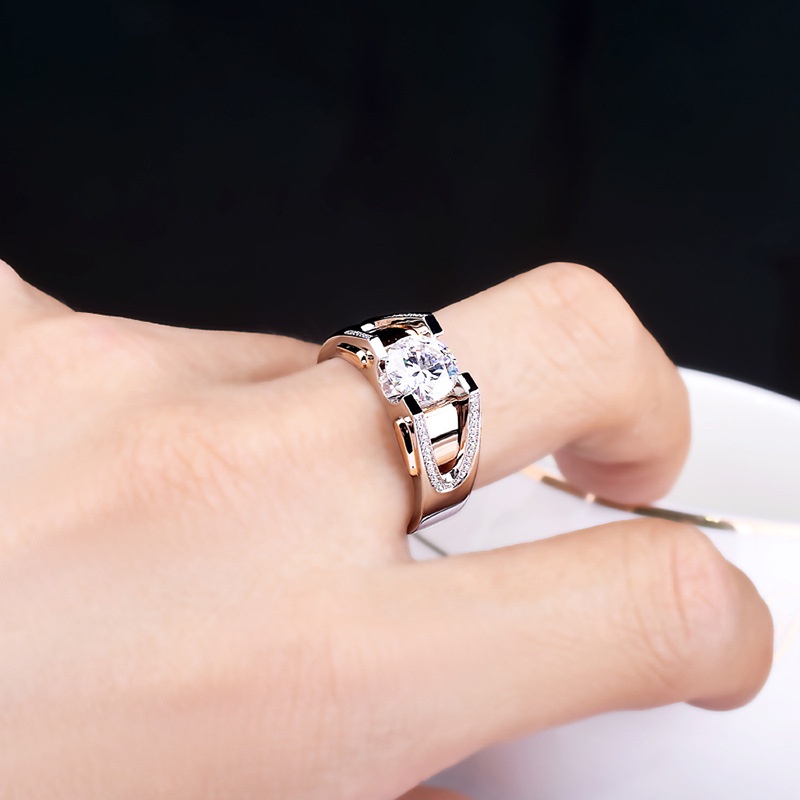 Nhẫn Moissanite Nhập Khẩu Mỹ Màu Sắc Tám Trái Tim Và Tám Mũi Tên 2 Karat Hai Màu Thanh Lịch Cá Tính Cho Nam-NJ