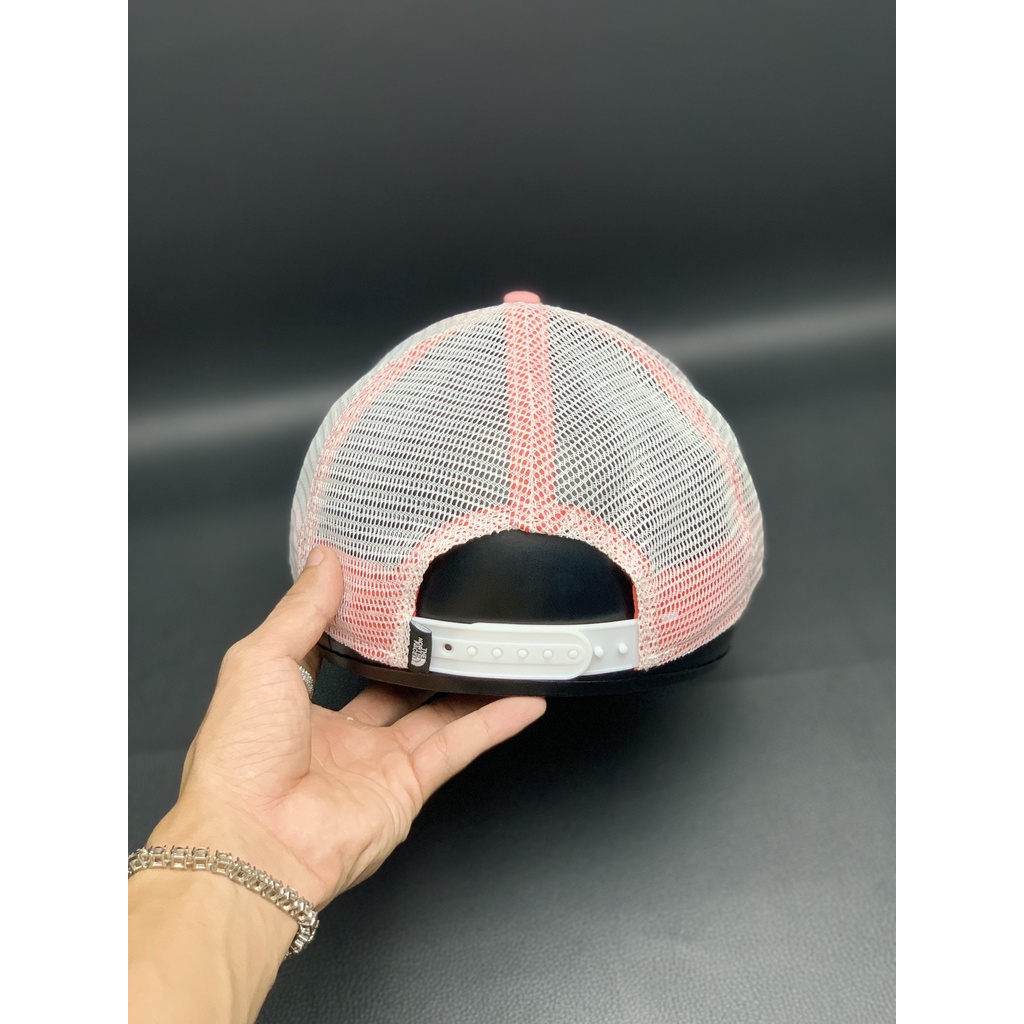 Mũ The North Face Trucker Classic