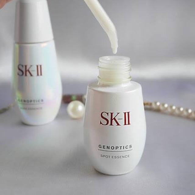 Tinh chất dưỡng da sk2 spot essence