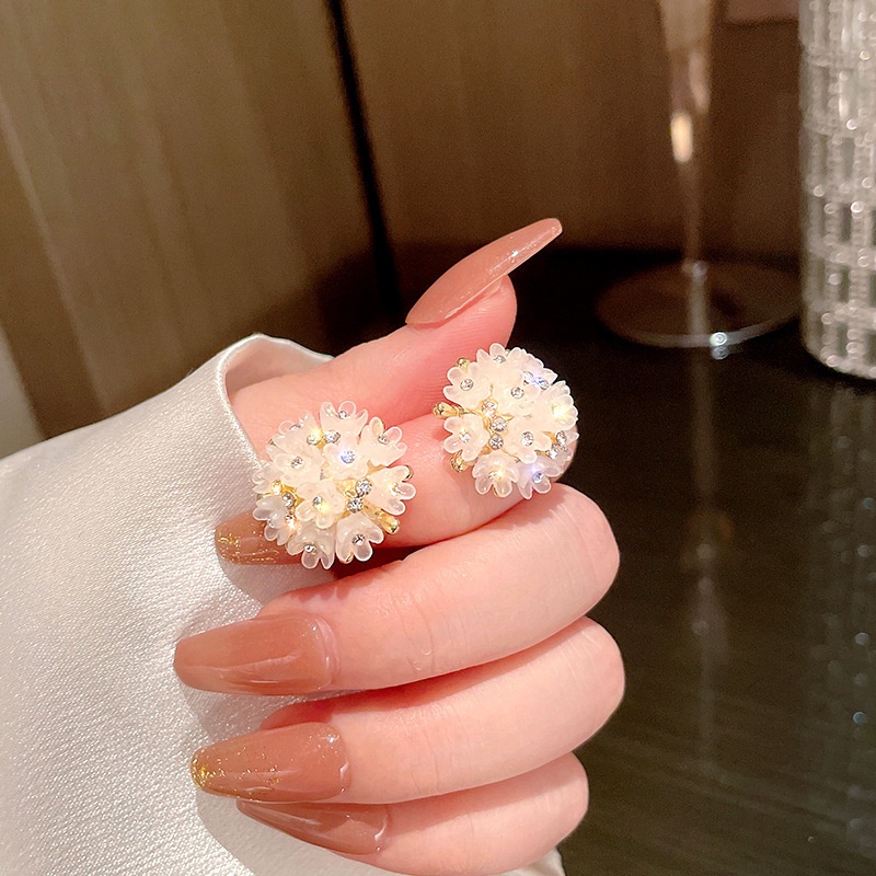 Khuyên Tai Thiết Kế Hoa Phong Cách Nhật Hàn Thanh Lịch Mới