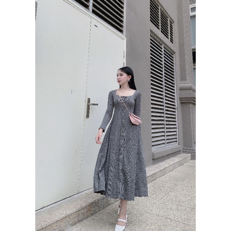 Đầm thun gân trang trí nút sà cừ hoa mai
