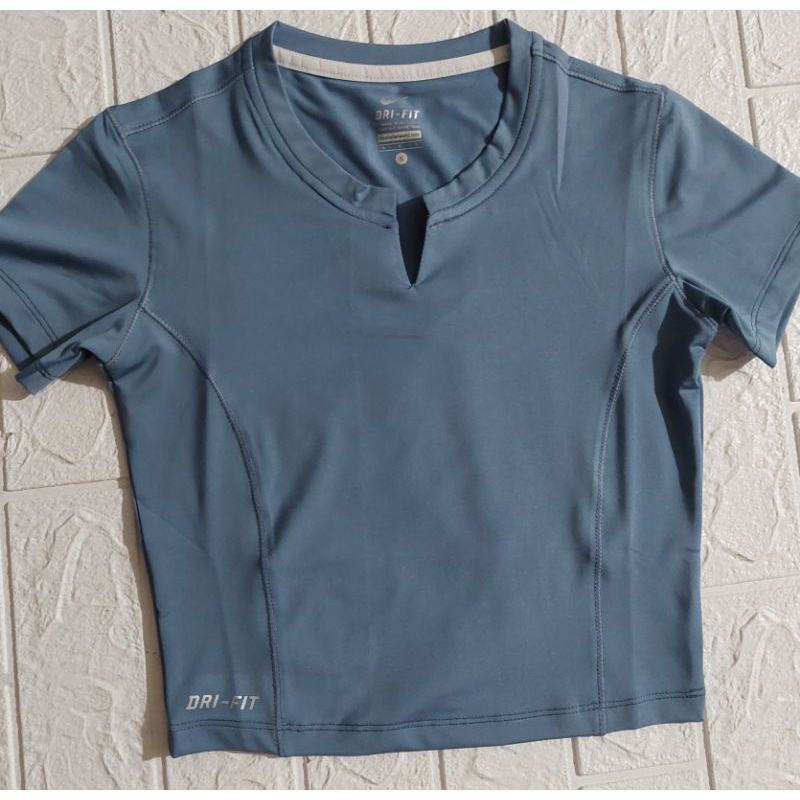 Áo croptop tập gym yoga nữ V