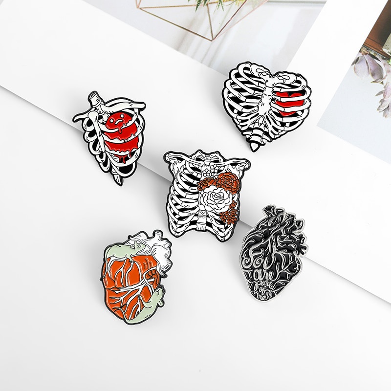 Ghim cài áo hình lồng chim phối trái tim phong cách gothic cá tính