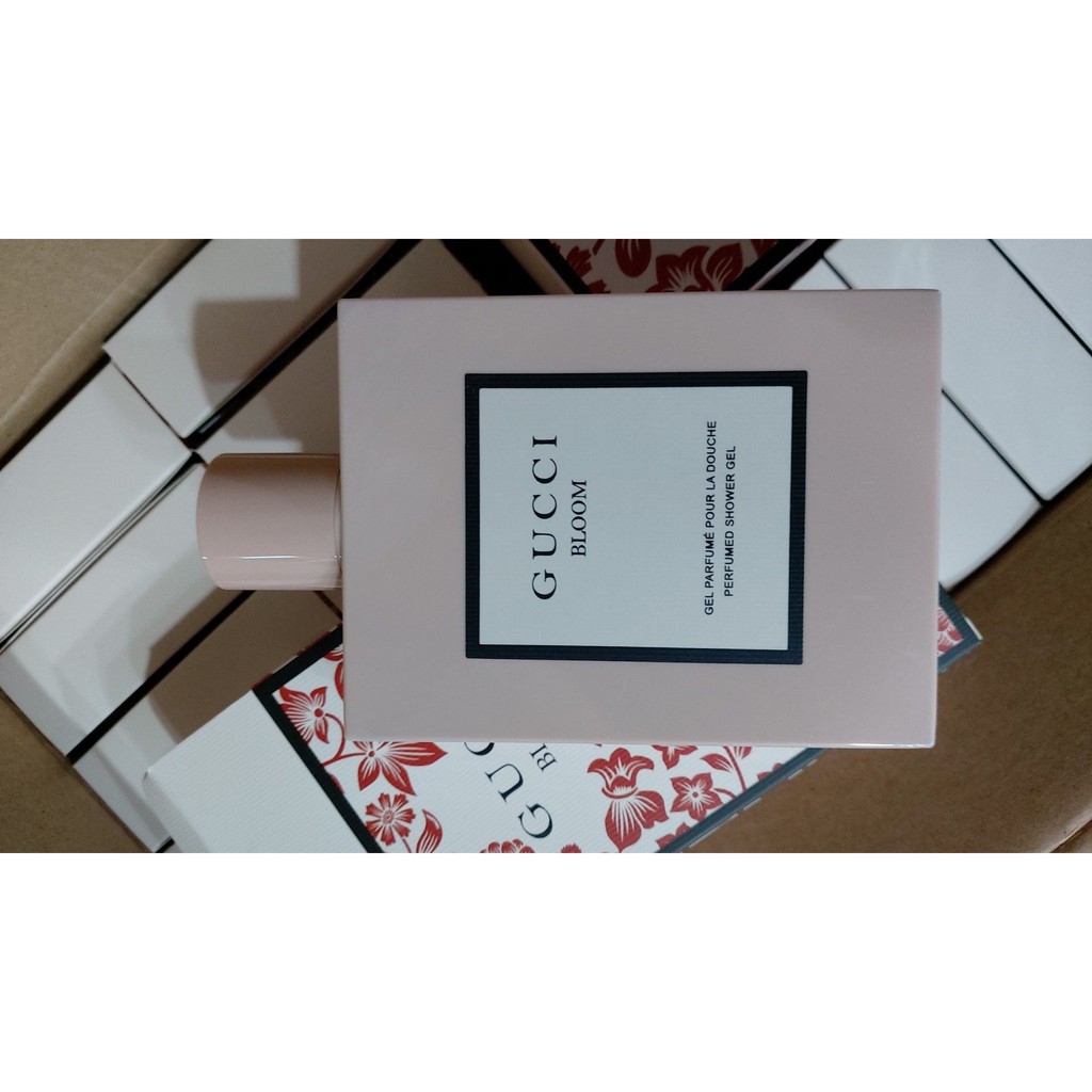 Sữa Tắm Hương Nước Hoa Gucci Bloom Perfumed Shower Gel 380ml