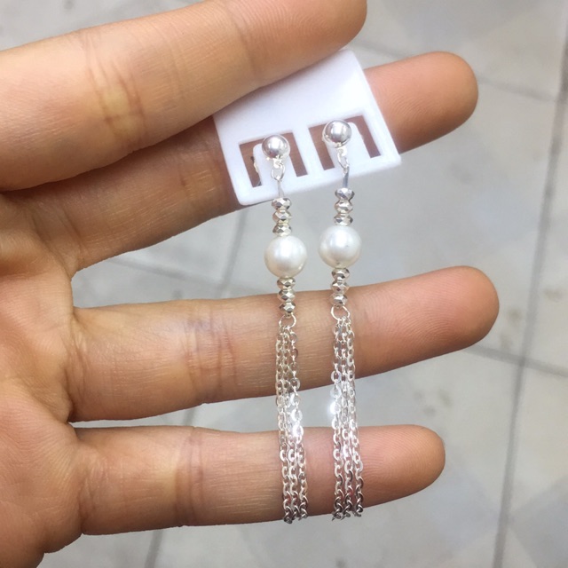 Khuyên tai Ngọc trắng nhân tạo rua bạc ta