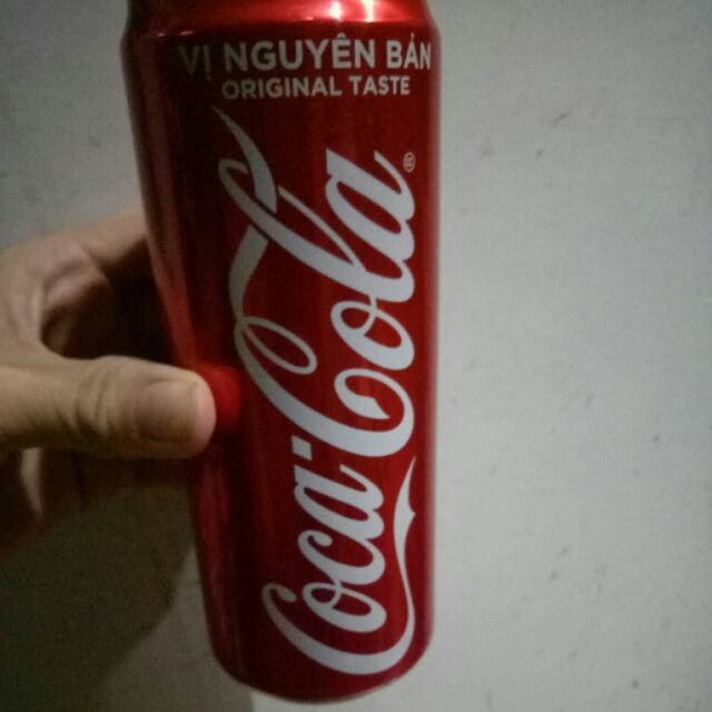 Sập giá lon Coca Cola 330ml