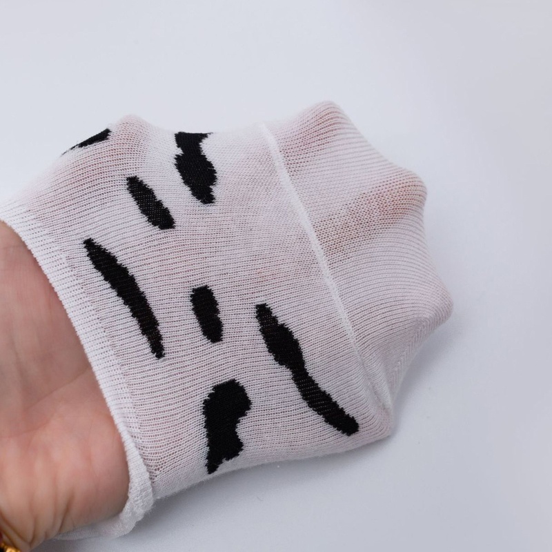 Xiangbao Vớ Thuyền Cổ Thấp Họa Tiết Bò Sữa Hoạt Hình Harajuku Mùa Hè Màu Đen Cho Nữ