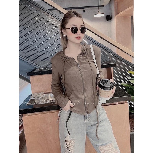 Áo khoác len tăm rút dây túi trước kéo khoá có mũ