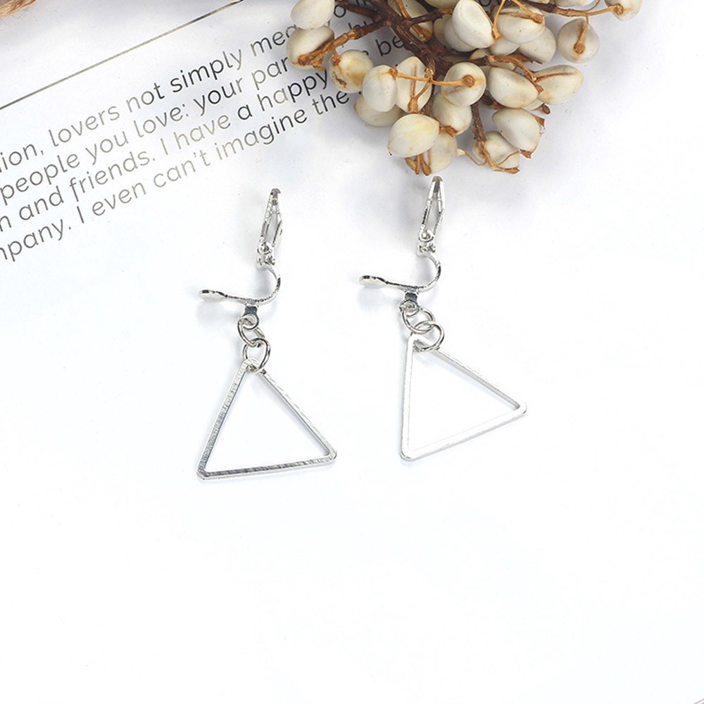 Khuyên tai kim loại phối mặt hình tròn/ tam giác/ ngôi sao thời trang