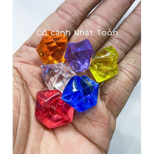 ĐÁ NHỰA NGÔI SAO VIÊN LỚN 10K