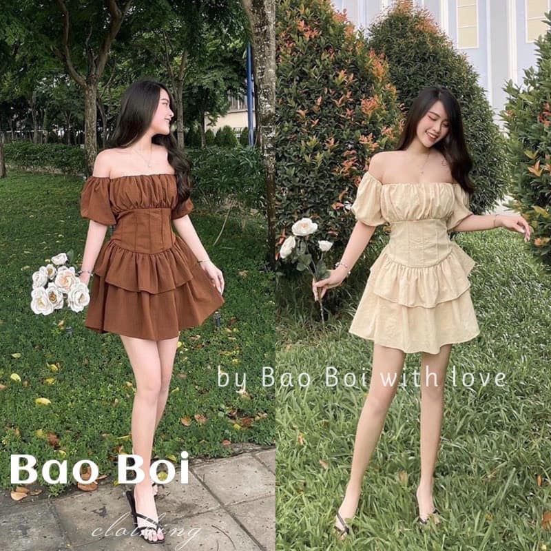 Váy trễ vai tầng