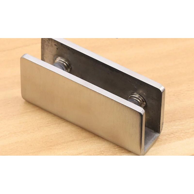 2 cái pass bắt kệ U6cm Inox 304 cao cấp
