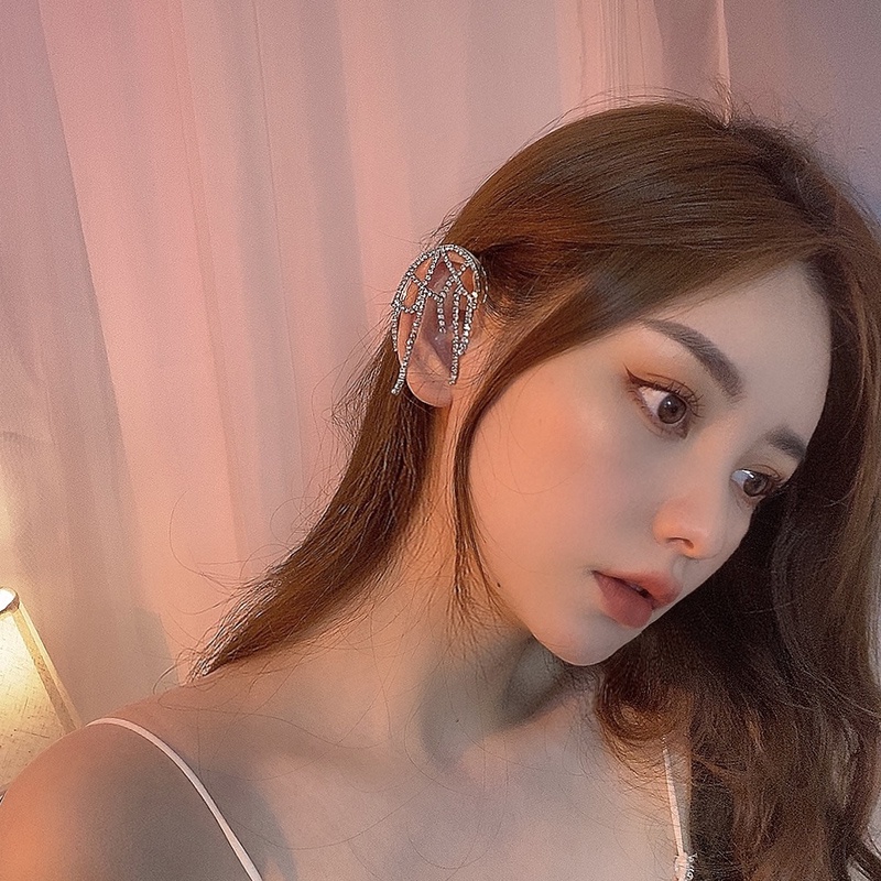 Bông tai tua rua đính đá thời trang phong cách sang trọng