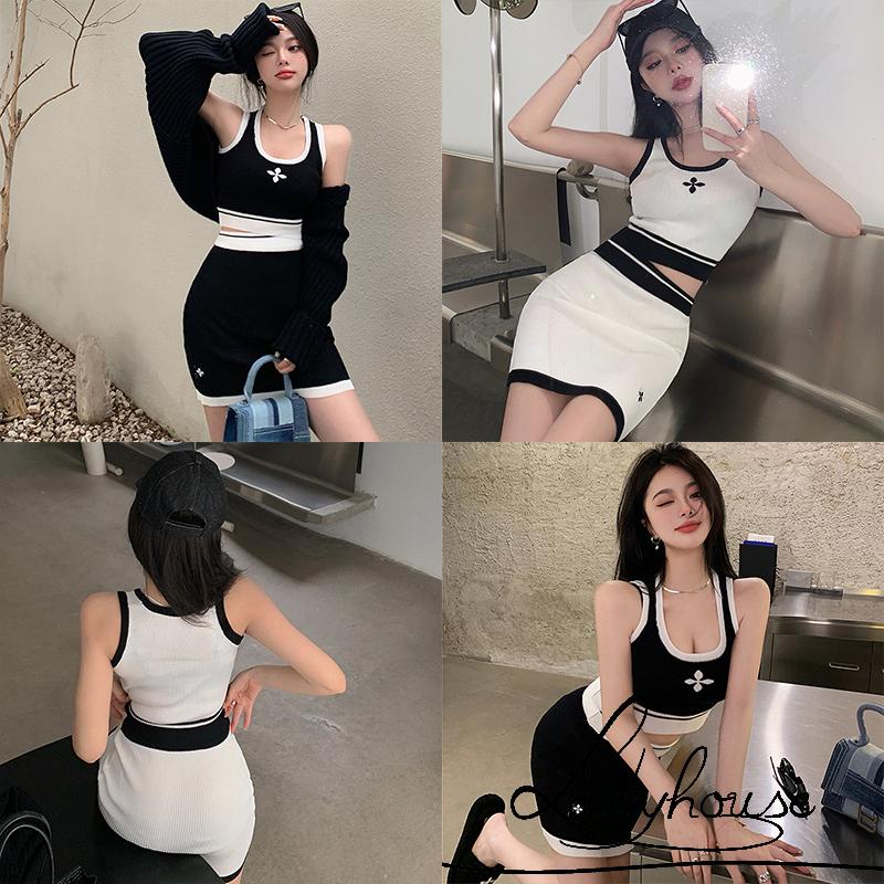 Bộ Trang Phục 2 Mảnh Áo Thun Không Tay Cổ Chữ U Màu Sắc Tương Phản + Chân Váy Ngắn Cạp Cao Mini Dành Cho Nữ