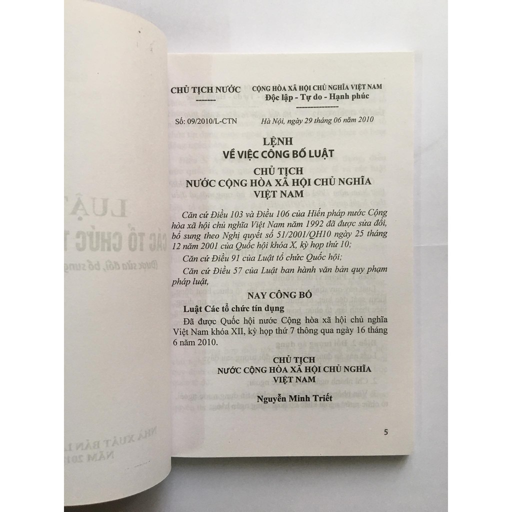 Sách - Luật Các Tổ Chức Tín Dụng (Được sửa đổi, bổ sung năm 2017) | BigBuy360 - bigbuy360.vn