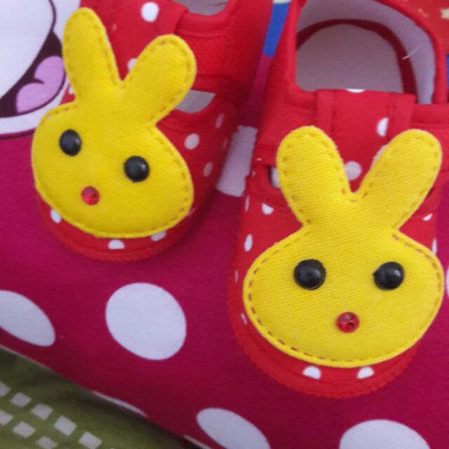 Combo 3 đôi giày tập đi giảm chỉ còn 72k