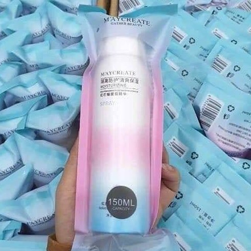 Xịt Chống Nắng Nâng Da Tức Thì Maycreate Moisturizing Spray 150ml