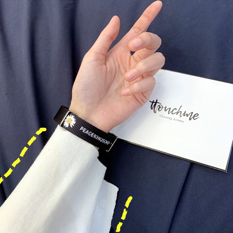 Vòng tay in hình hoa cúc B899 cho cặp đôi