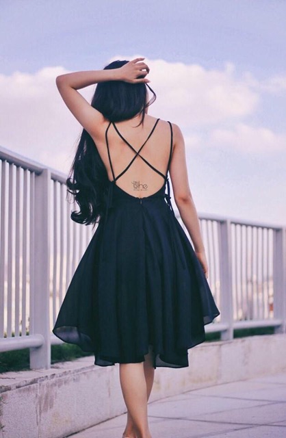 Đầm Flying hở lưng đan dây SDX25 | BigBuy360 - bigbuy360.vn