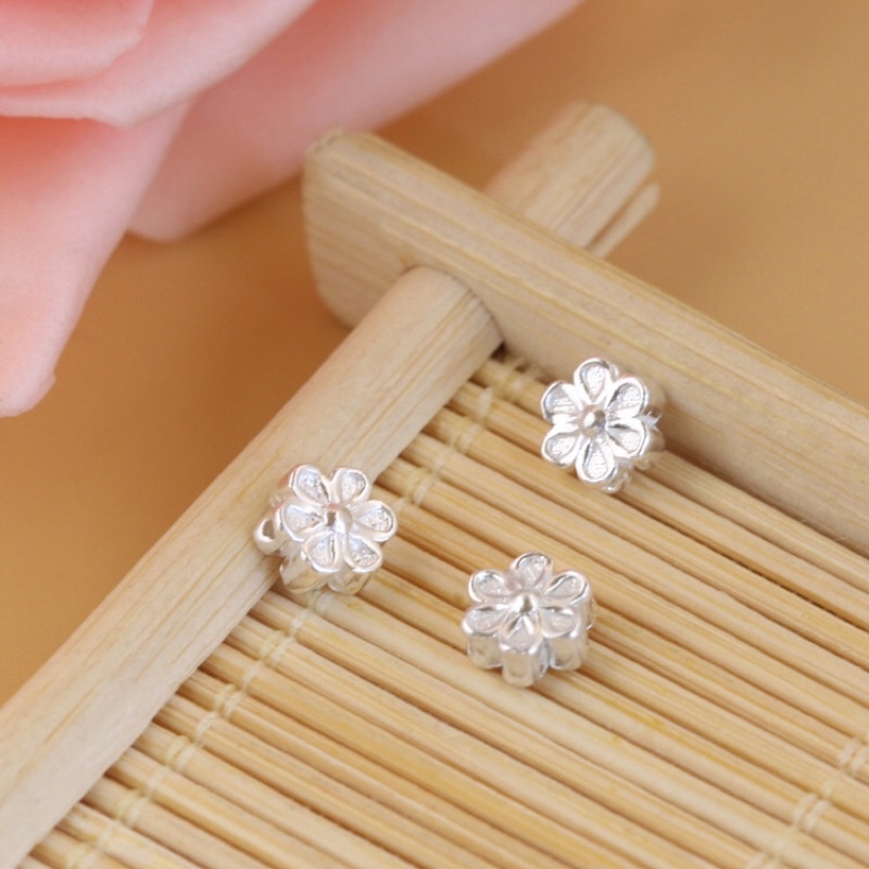 Charm bạc xỏ ngang bông hoa nhỏ xinh - MH352