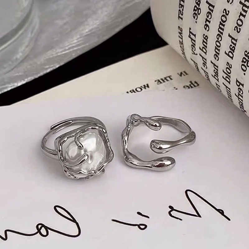 Nhẫn Kim Loại Đính Hạt Giả Ngọc Trai Thời Trang