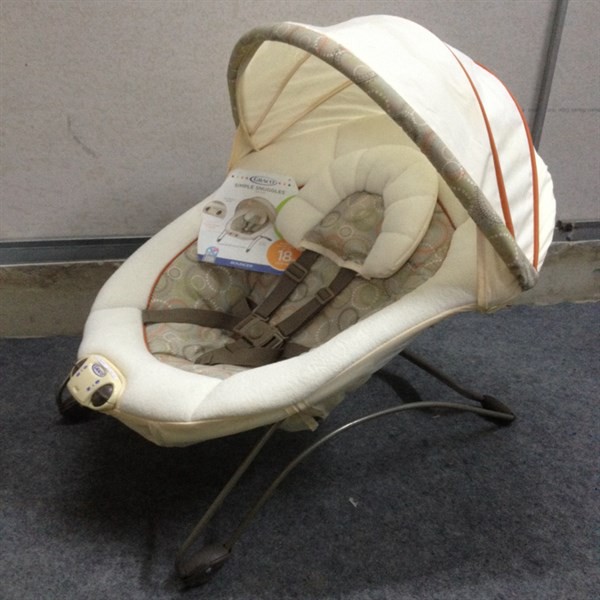 graco simple snuggles bouncer
